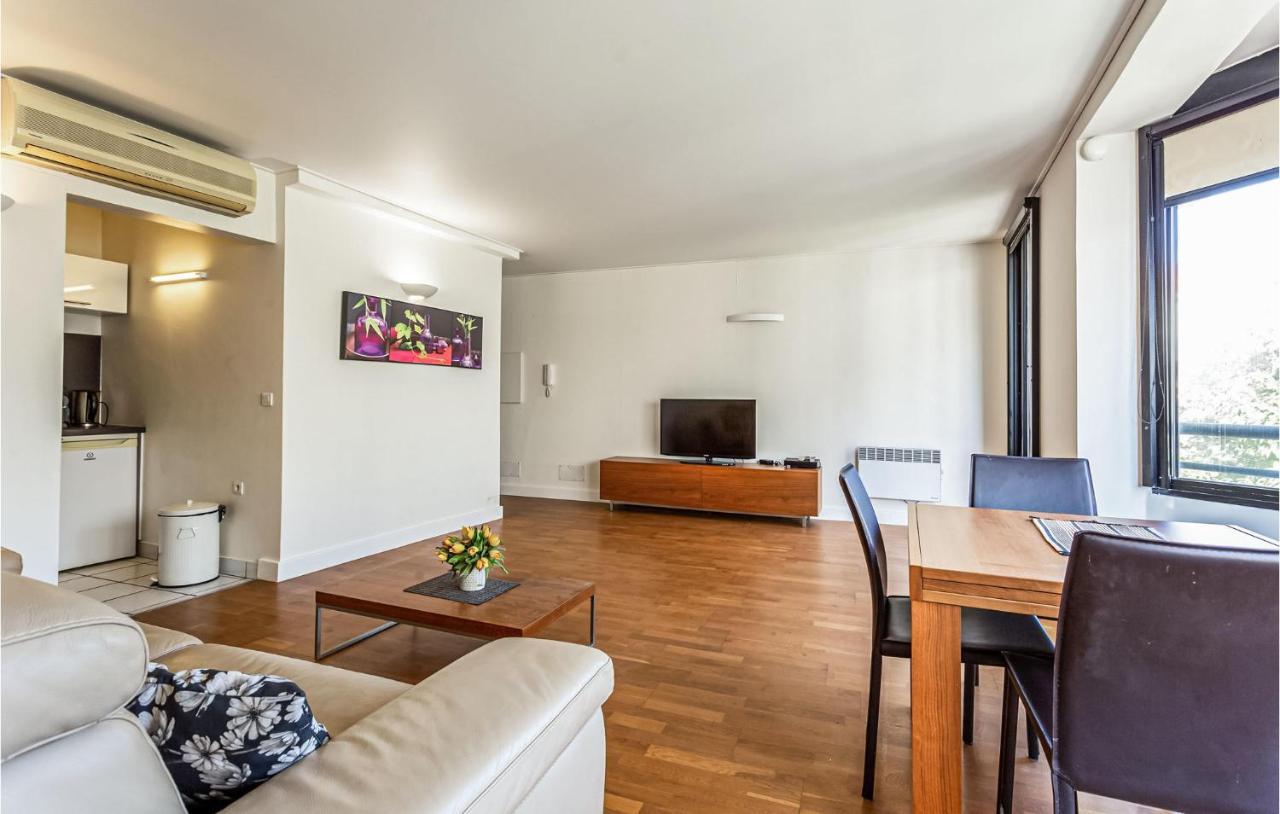 Nice Apartment In Cannes With Wifi ภายนอก รูปภาพ